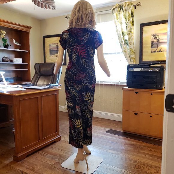 Chico's Top + Crop Pants Outfit Set Size 1 Small - Picture 5 of 7